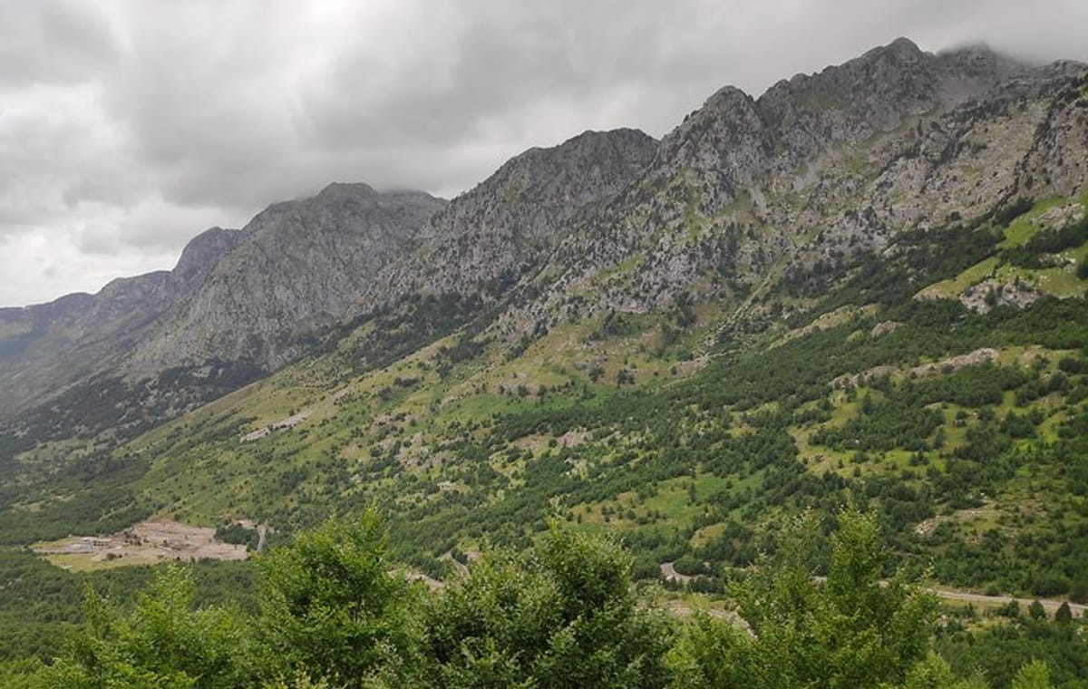 Hiking at the best hiking trail: Peaks of the Balkans