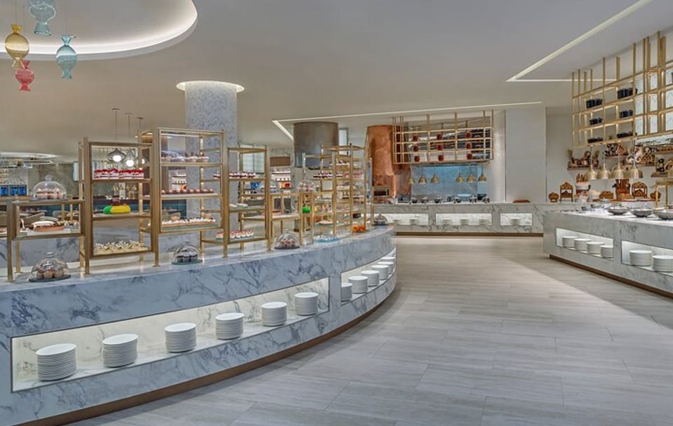 Atlantis the Palm Buffet with Balloon Dubai or Monorail Day Pass