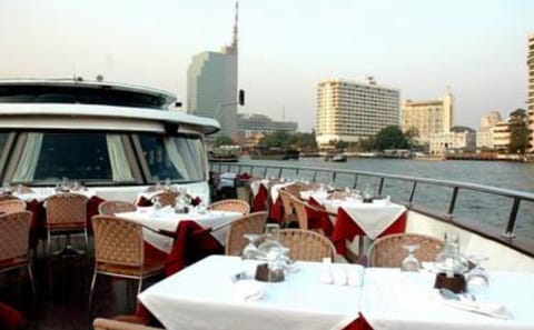 Ayutthaya Day Tour with Chao Phraya River Cruise from Bangkok