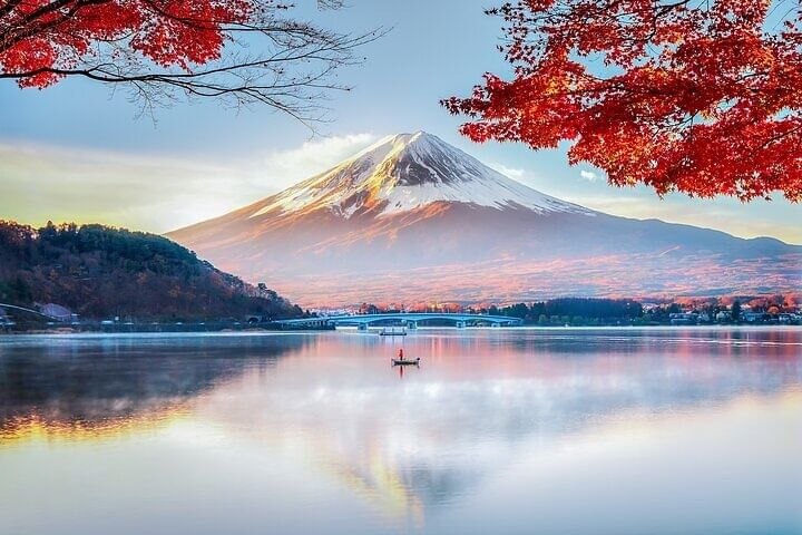 Customizable Private Tour in Mt Fuji from Tokyo by Car or Van