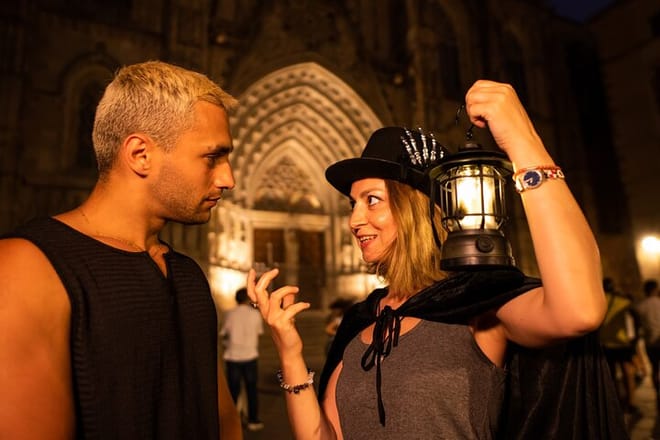 Barcelona Ghost Tour: Gothic Quarter Legends & Dark History
