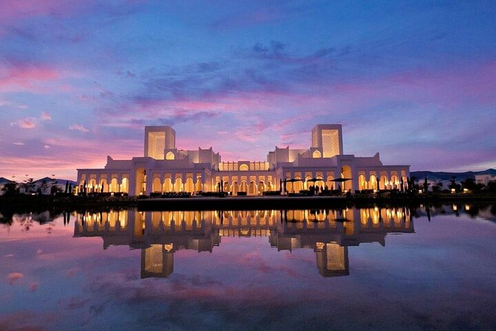 Travel in comfort to the luxury resorts and golden beaches of Tamouda Bay