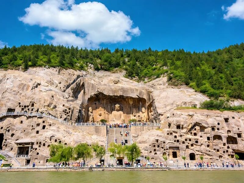 Luoyang City Highlights Day Tour with Museums and Lunch