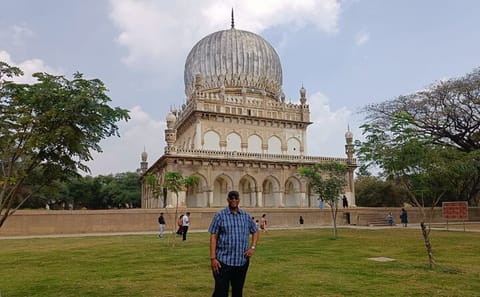 Cultural Heritage Tour of Hyderabad's Iconic Landmarks