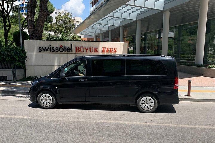 minibus transfer from the swissôtel