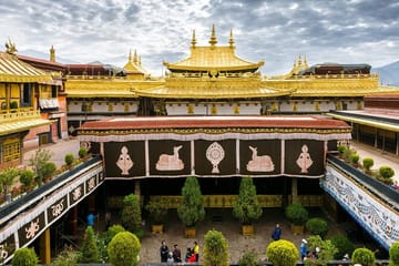 9 Day Lhasa City Essential Group Tour with Kathmandu Sightseeing