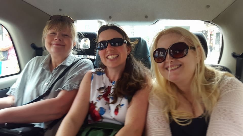 London Highlights group private tour