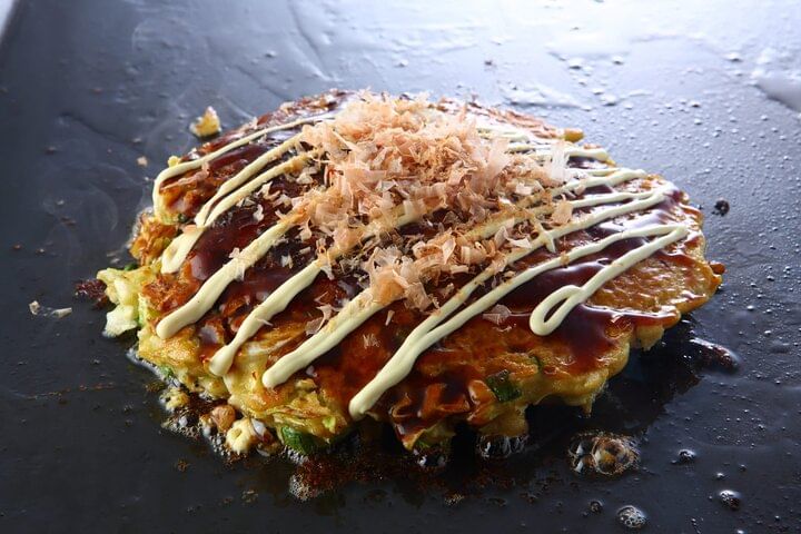 Osaka Cooking Class and Sake Tasting with Local Supermarket Visit