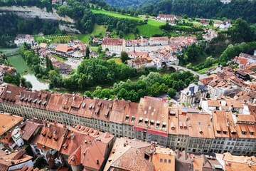 Guided Walking Tour of Fribourg's Medieval Old Town and Cathedral