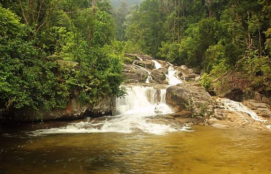 Private Kanching Waterfalls with Batu Caves & Ramayana Caves Tour