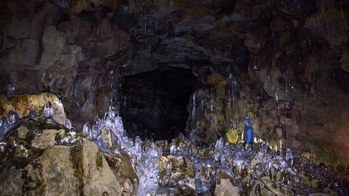 Golden Circle Tour & Lava Tunnel