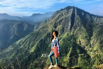 Private 2-Day Tour of Kandy, Nuwara Eliya, and Hingula