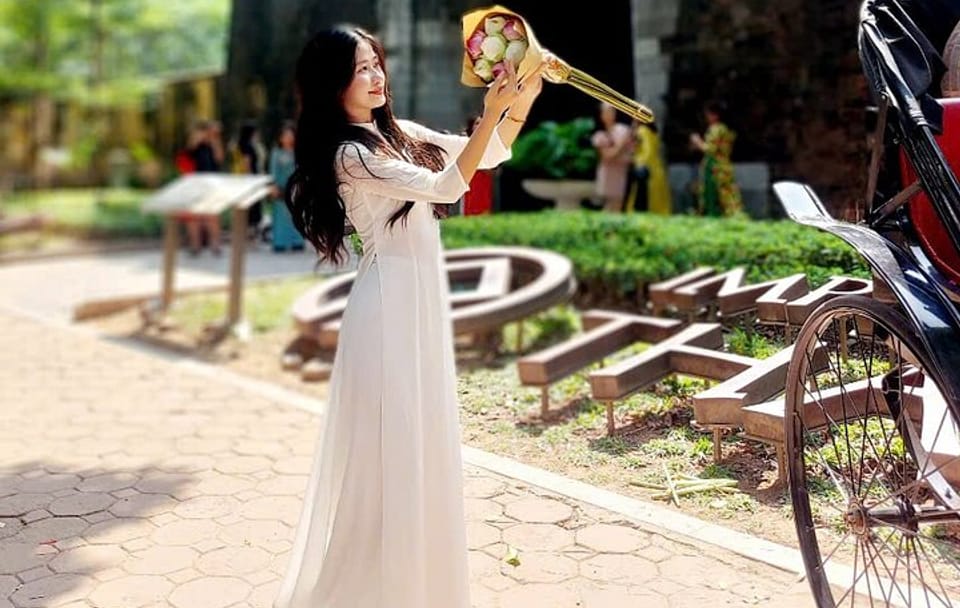 Hanoi Cultural Photo Tour with Ao Dai and Rickshaw Ride