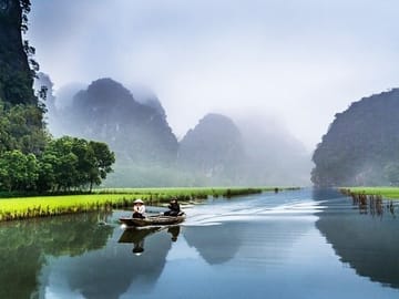 Ninh Binh Day Trip: Explore Hoa Lu, Tam Coc, and Mua Cave