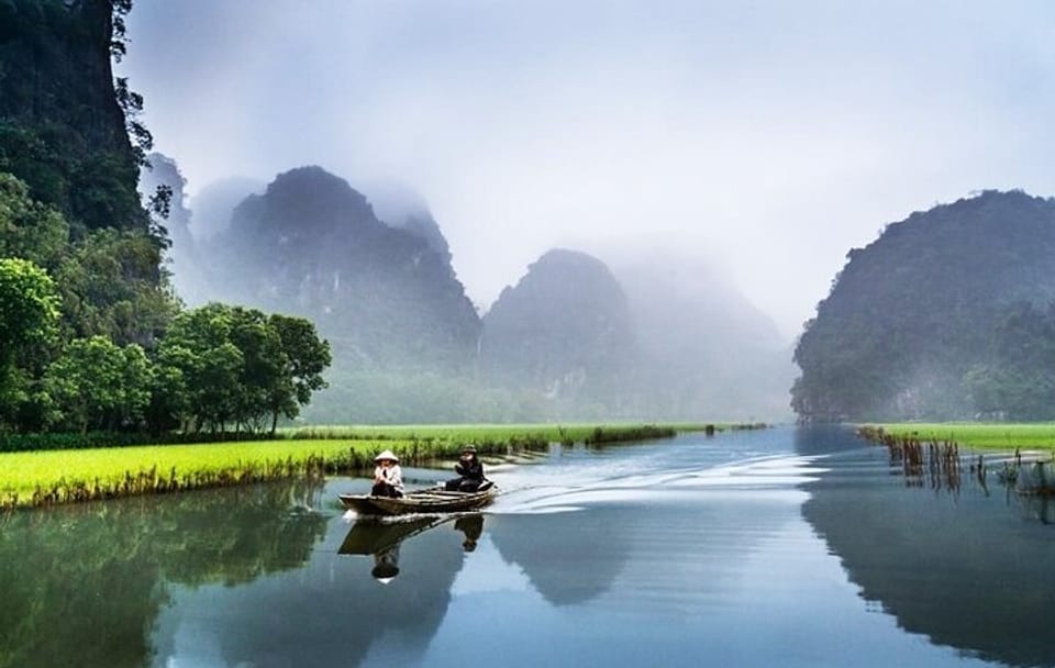 Ninh Binh Day Trip: Explore Hoa Lu, Tam Coc, and Mua Cave