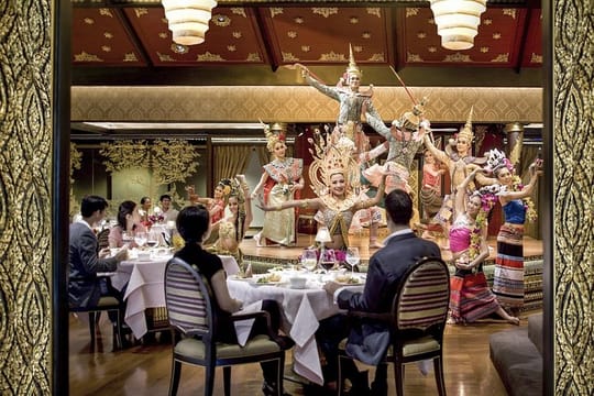 Gourmet Dinner & Spectacular Show at Mandarin Oriental