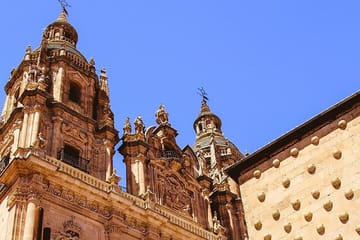 Cultural Walking Tour of Historic Salamanca's Roman and Medieval Sites