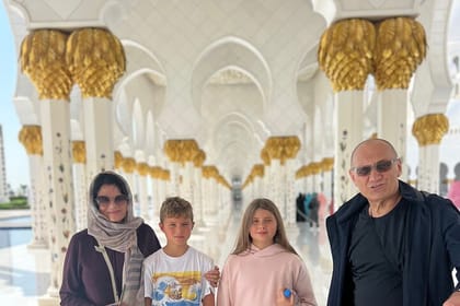 Abu Dhabi Tour Grand Mosque Heritage Village Emirates Palace