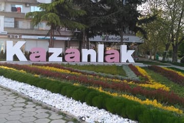 Private Day Tour of Kazanlak's Rose Valley and Museum