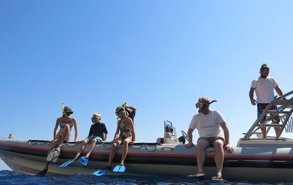 Private Cruise to Poseidon Temple at Sounio Cape with Snorkeling and Swimming