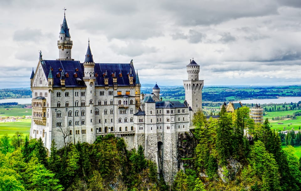 Munich City Break: 4-Day Tour with Castles and Transfers