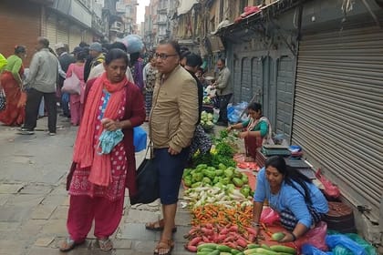 Souvenir Shopping Tour in Kathmandu – From Bazar To Bag