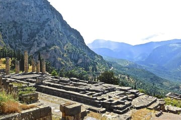 Private 2-Day Tour of Delphi and Meteora from Athens