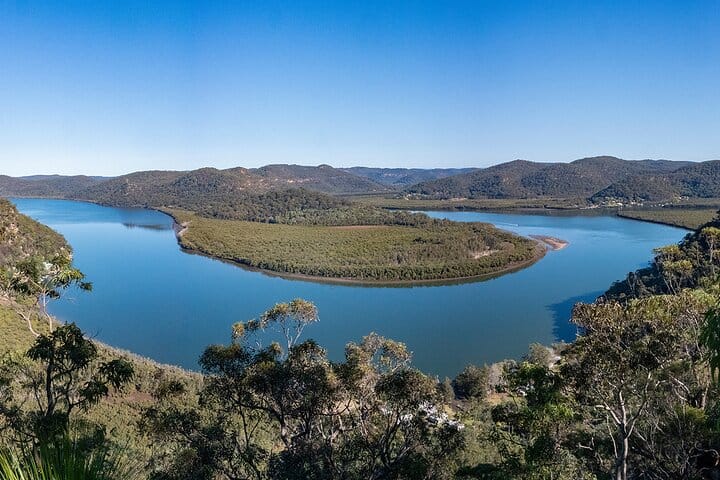 Escape the Crowds: A Hidden Gem Reveals Its Splendor at a Secret Lookout