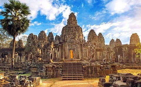 Magnificient Sunrise and Legend of Angkor Half Day Tour