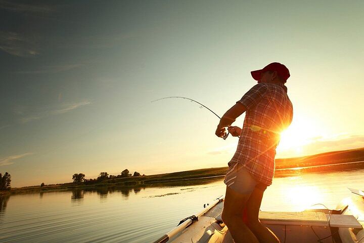 Fishing and Diving Adventure at Con Son Bay and Tai Island