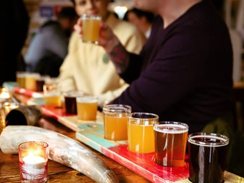 Reykjavík Pub Crawl Tour with Drinks and Games, photo 2