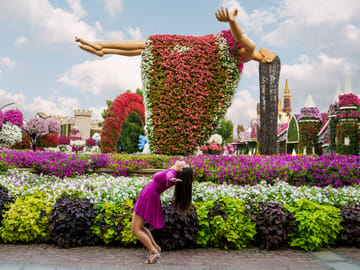 Explore the Dubai Miracle Garden: The World's Largest Flower Garden