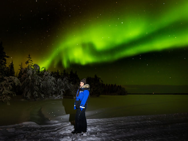 Aurora Tour: A Search for the Northern Lights by Minivan in Levi