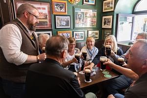 Traditional Irish food tasting & walking tour of Galway City. Guided.