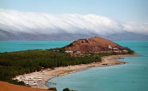 Private Guided Driving Tour from Yerevan to Tbilisi