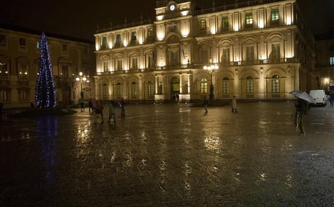 Private Walking Tour of Catania's Historic Highlights