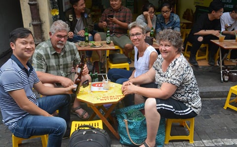 Hanoi Street Food Walking Tour in the Old Quarter
