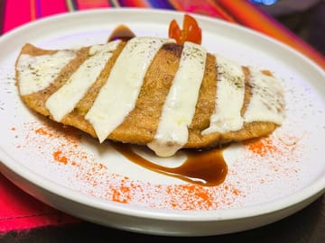 "Savor the Perfect Bite – Authentic Empanada de Verde or Morocho from Quito’s Hidden Gems!"
