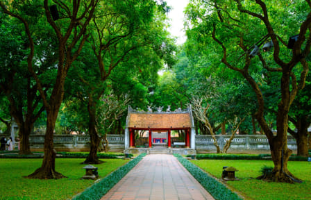 9-Day Cultural and Scenic Tour of Hanoi and Ha Long Bay