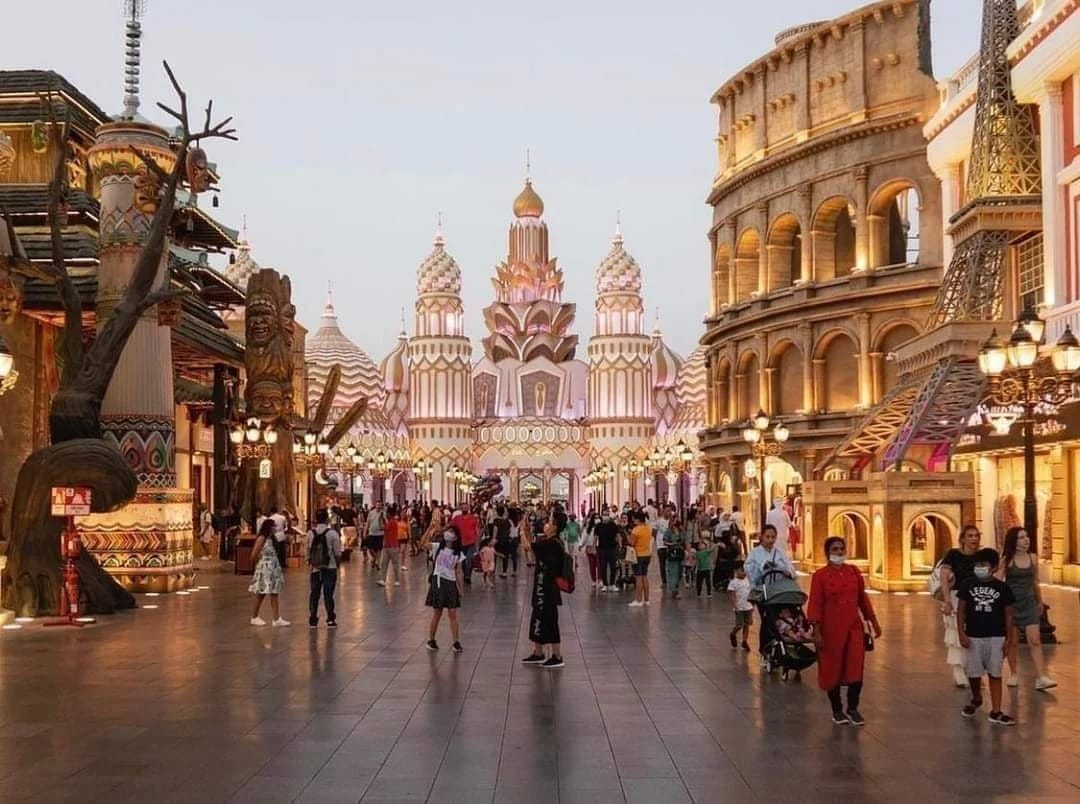 Dubai: Global Village, Explore the World in One Place!