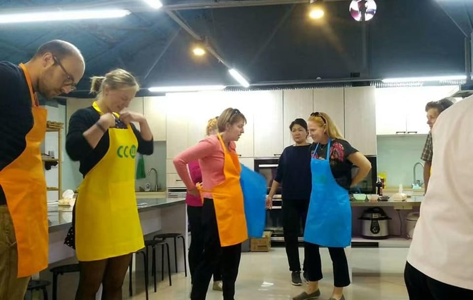 Private Tour: Half-day Chinese Cooking Lesson in Shanghai