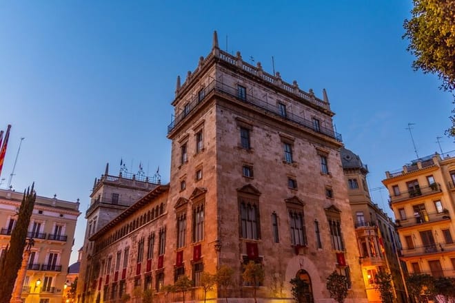 Barcelona: Ghosts of the Gothic Quarter Self-Guided Puzzle Game 7
