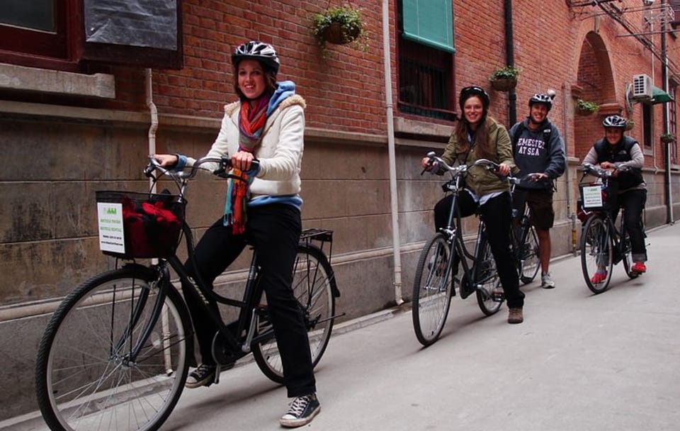 Biking Tour of Shanghai with Local Food Tastings