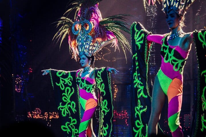 Tiffany’s Cabaret Show – Glamour and Spectacle 8
