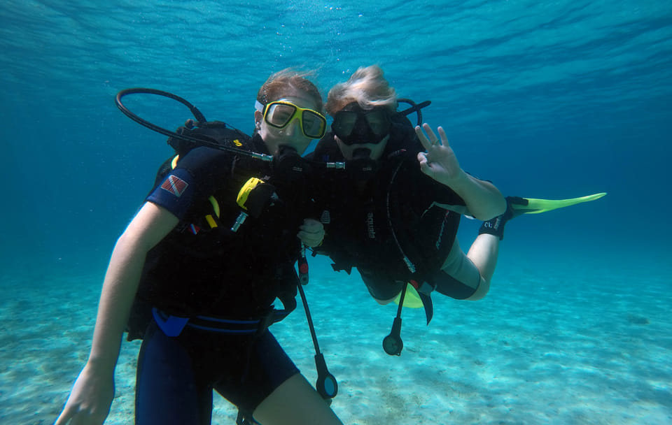 Private Beginner Scuba Diving Experience in Athens