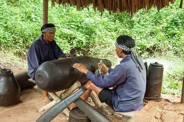 Deluxe Full Day Tour: Cu Chi Tunnels and Mekong Delta