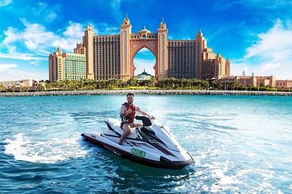 Dubai: Top Water Sports – Parasailing – Jet Ski – Car Jet – Wake Boarding – Banana Ride and Much More