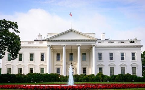 Full Day Washington DC Tour with Arlington Cemetery Visit