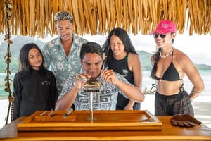 Discover the black pearl in Bora Bora