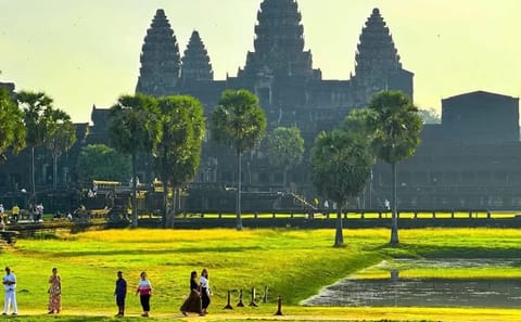 Three-Day Cultural Tour of Angkor Temples in Siem Reap